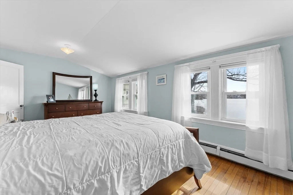 3 bed, 1 bath apartment for rent at 6 Davis Way, Worcester — photo 29 of 39