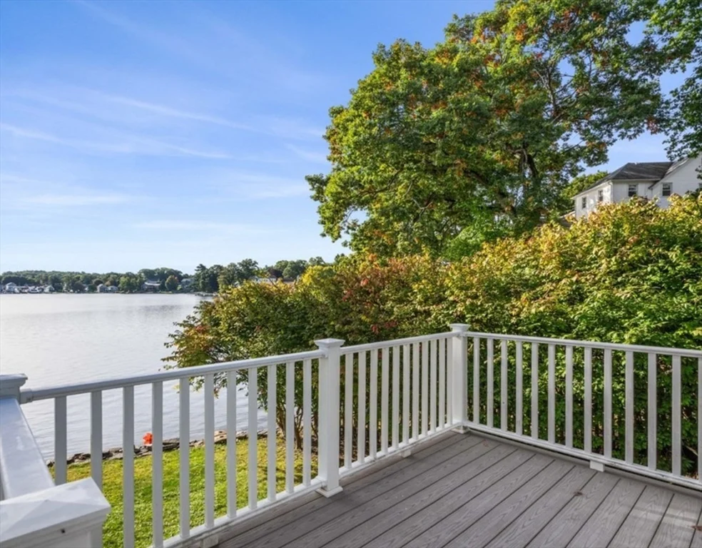 3 bed, 1 bath apartment for rent at 6 Davis Way, Worcester — photo 38 of 39