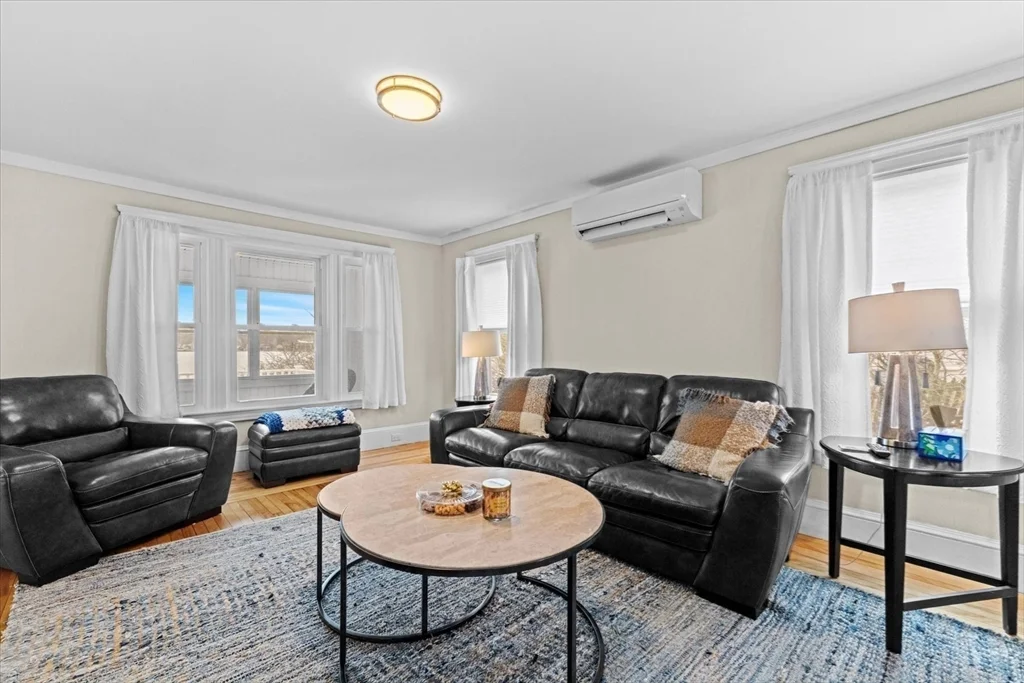 3 bed, 1 bath apartment for rent at 6 Davis Way, Worcester — photo 14 of 39