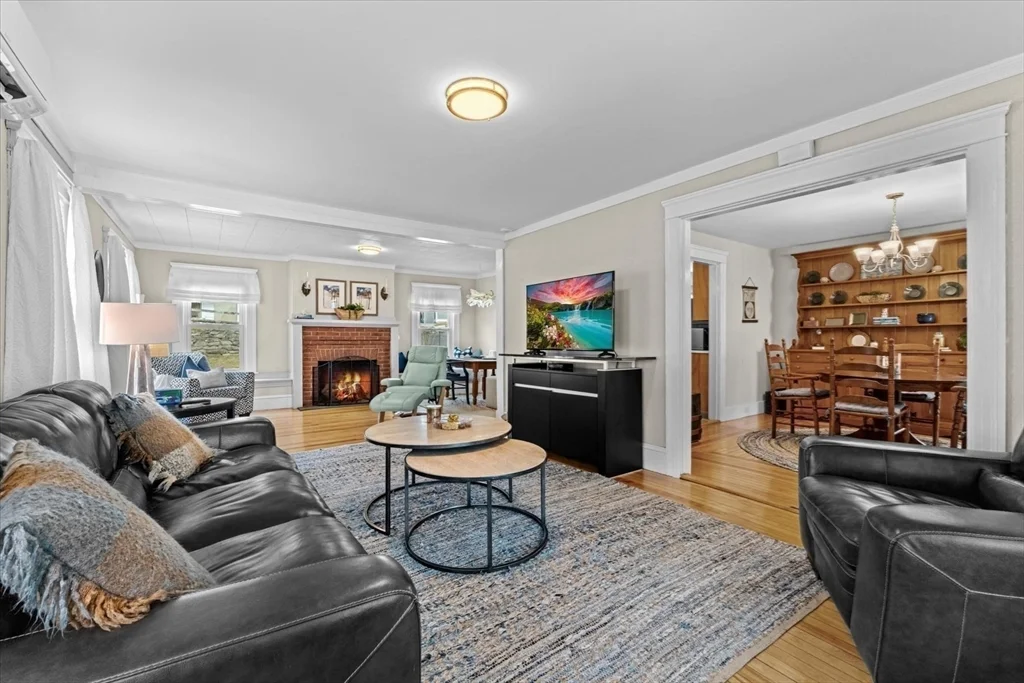 3 bed, 1 bath apartment for rent at 6 Davis Way, Worcester — photo 13 of 39
