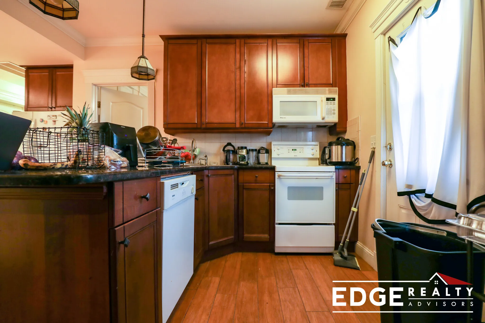 3 bed, 2 bath apartment for rent at 6 Delaware Pl Unit 1, Brighton