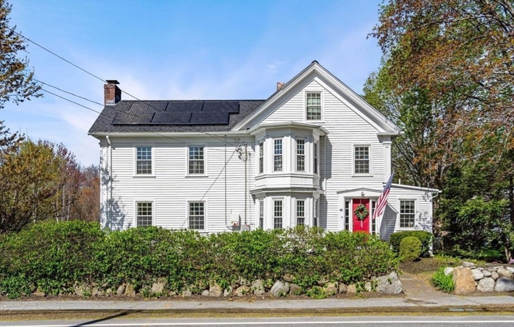 4 bed, 2 bath apartment for rent at 6 Depot St Unit SF, Westford — photo 1 of 20