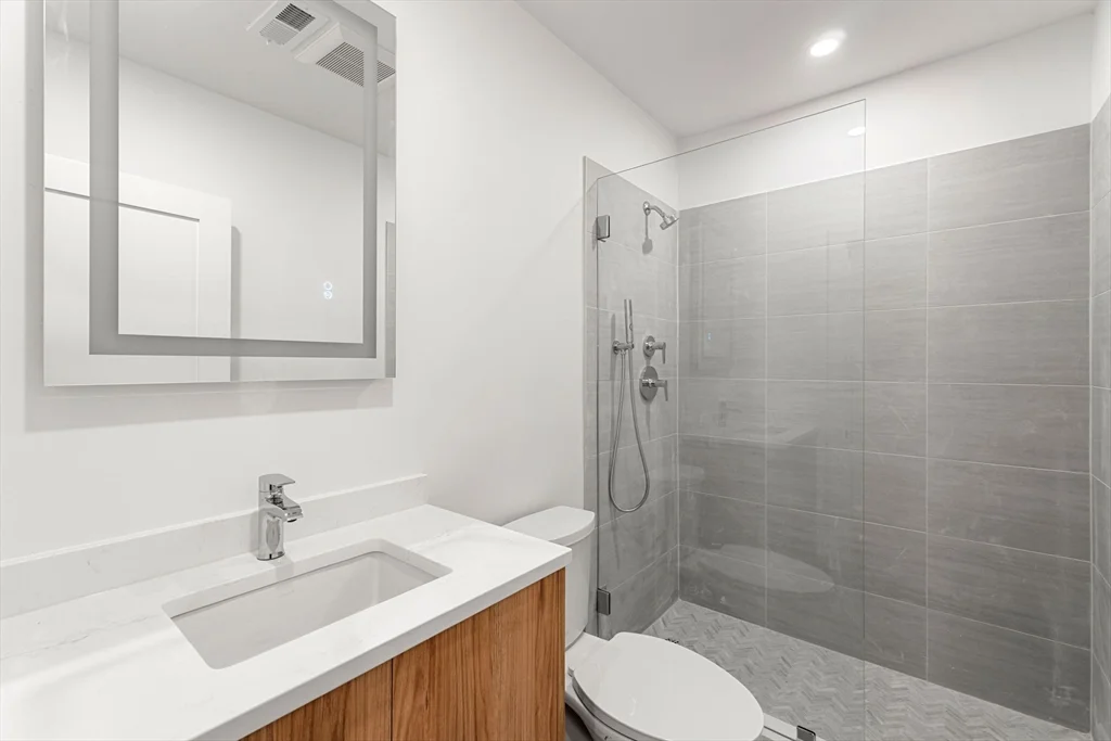 2 bed, 2 bath apartment for rent at 6 Devine Way Unit 2, South Boston — photo 13 of 29