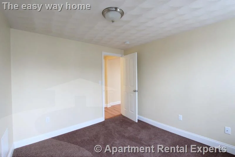 2 bed, 2 bath apartment for rent at 6 Douglass St Unit 3, Central Square — photo 14 of 20