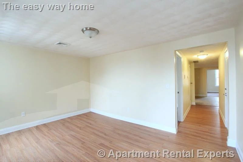 2 bed, 2 bath apartment for rent at 6 Douglass St Unit 3, Central Square — photo 15 of 20