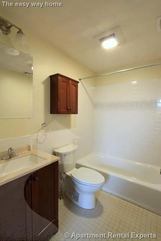 2 bed, 2 bath apartment for rent at 6 Douglass St Unit 3, Central Square — photo 10 of 20