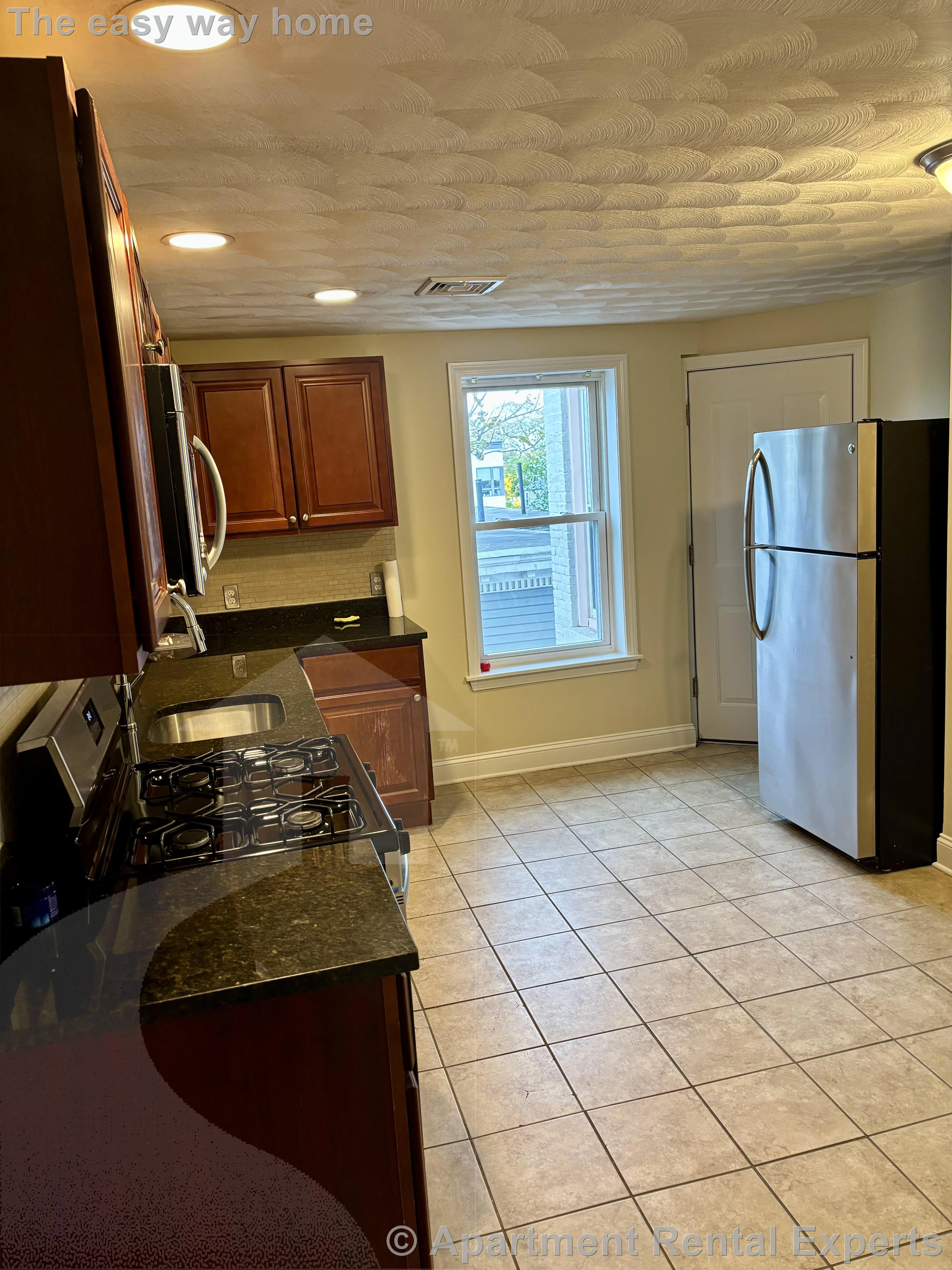 2 bed, 2 bath apartment for rent at 6 Douglass St Unit 4, Central Square — photo 10 of 14