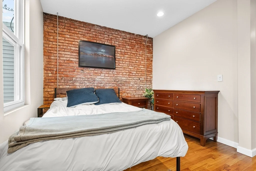 1 bed, 1 bath apartment for rent at 6 Drake Pl Unit 2, East Boston — photo 8 of 11