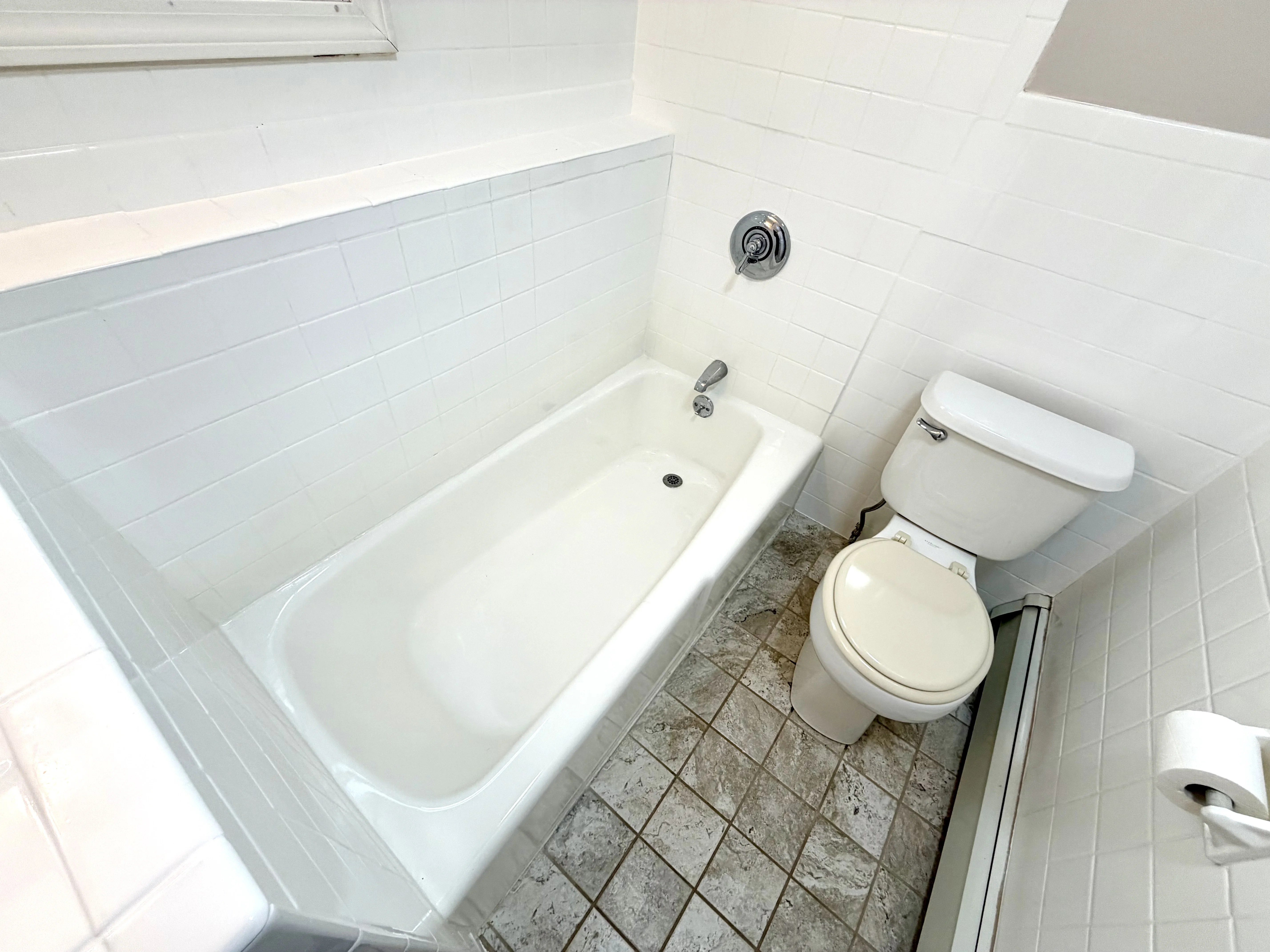 1 bed, 1 bath apartment for rent at 6 Drummer Rd Unit F1, Acton — photo 13 of 15