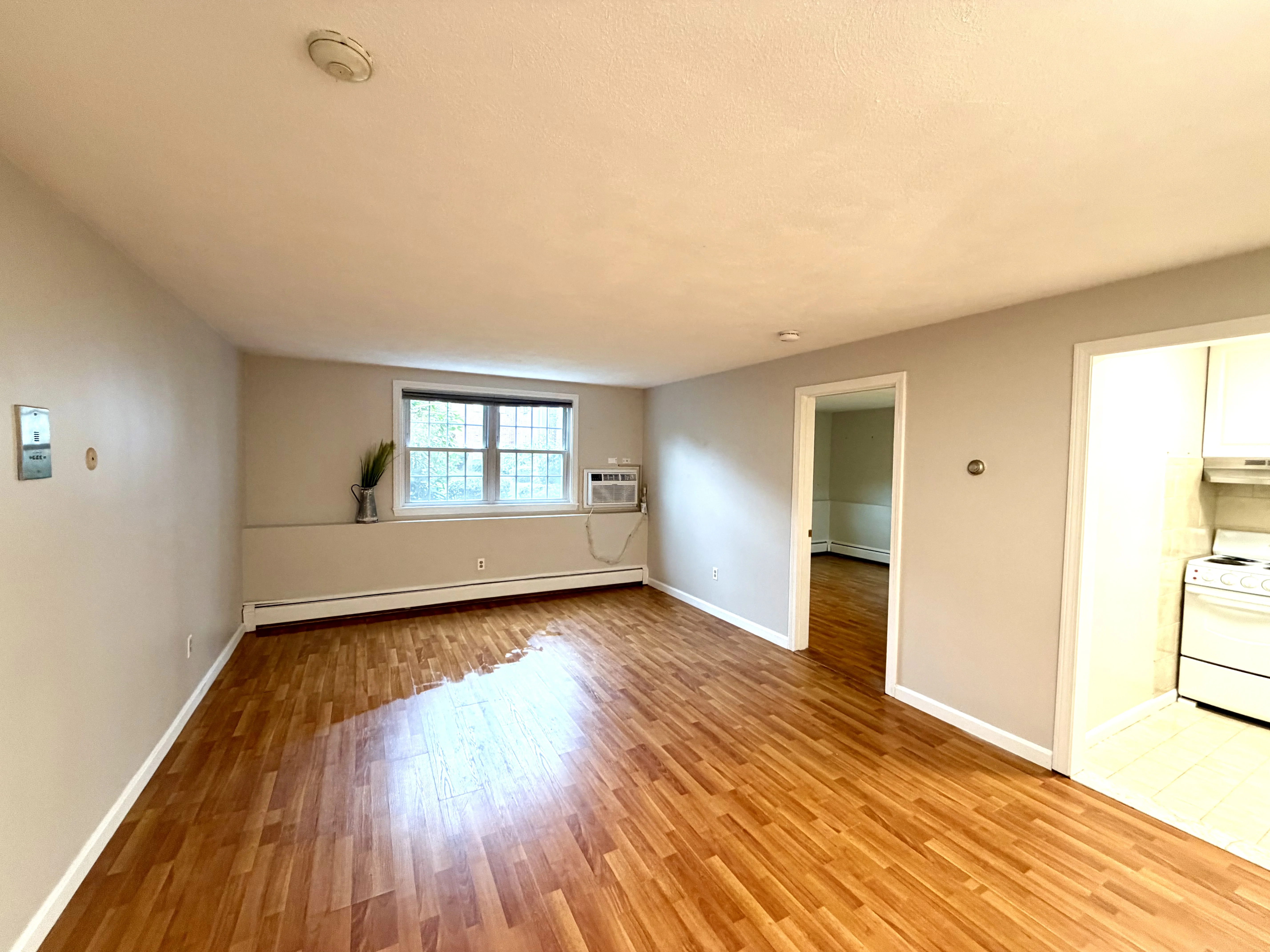 1 bed, 1 bath apartment for rent at 6 Drummer Rd Unit F1, Acton — photo 1 of 15