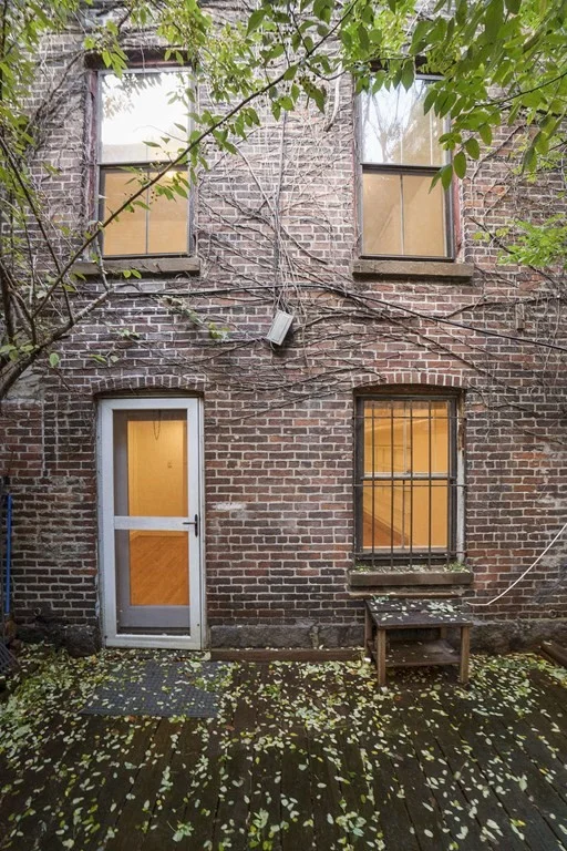 2 bed, 1 bath apartment for rent at 6 Dwight St Unit 1, South End — photo 16 of 20