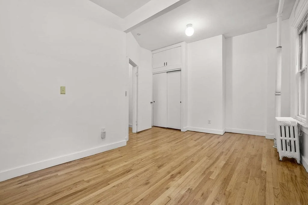 2 bed, 1 bath apartment for rent at 6 Dwight St Unit 1, South End — photo 4 of 20
