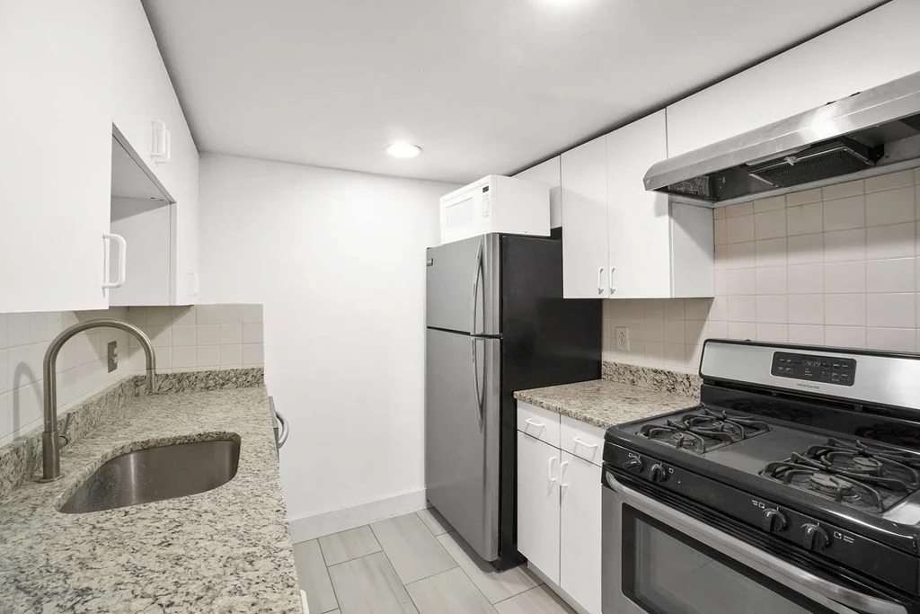 2 bed, 1 bath apartment for rent at 6 Dwight St Unit 1, South End — photo 13 of 20