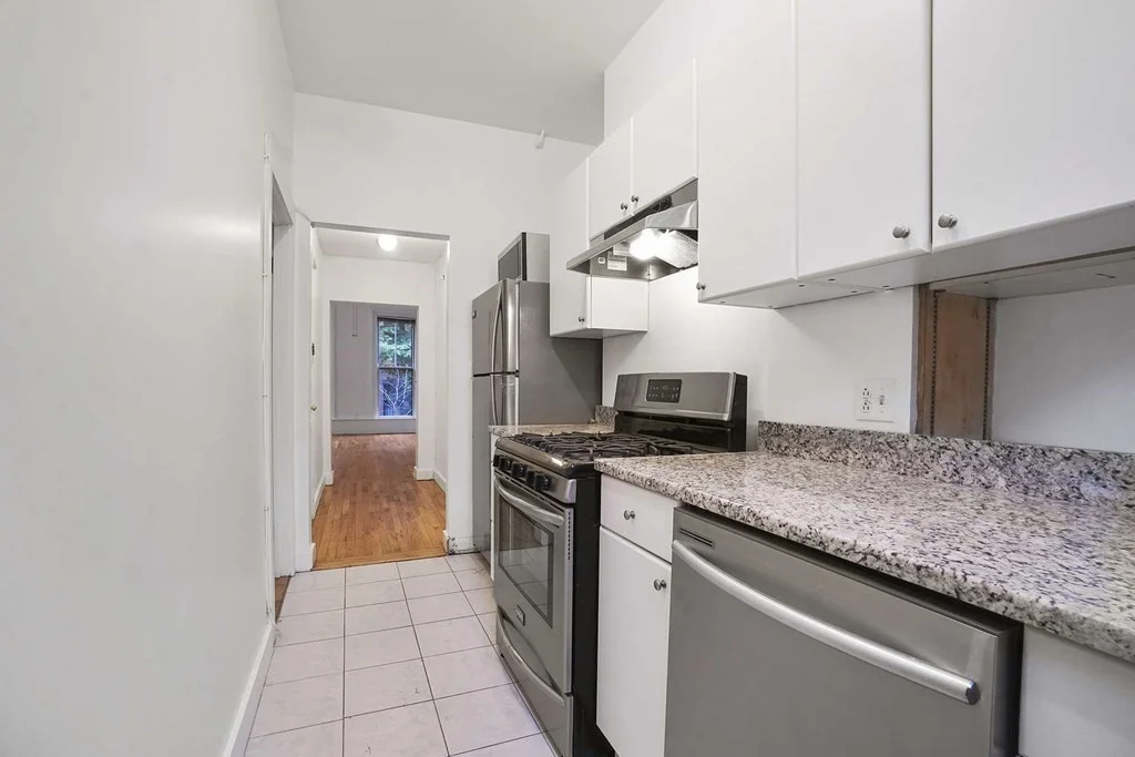 1 bed, 1 bath apartment for rent at 6 Dwight St Unit 2, South End — photo 6 of 16