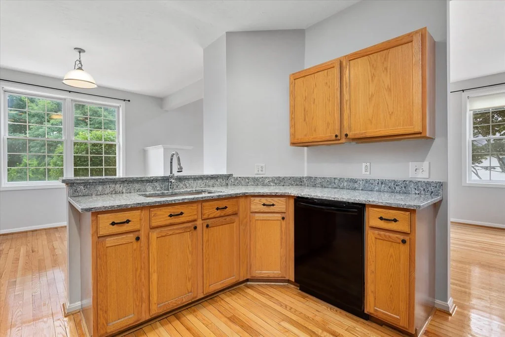 2 bed, 2 bath apartment for rent at 6 Eagle Dr Unit 6, Shrewsbury — photo 10 of 28