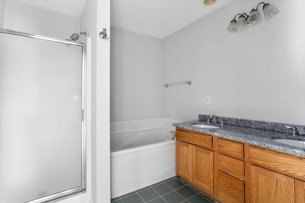 2 bed, 2 bath apartment for rent at 6 Eagle Dr Unit 6, Shrewsbury — photo 17 of 28