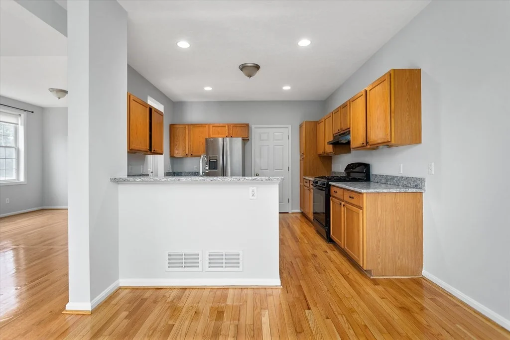 2 bed, 2 bath apartment for rent at 6 Eagle Dr Unit 6, Shrewsbury — photo 9 of 28