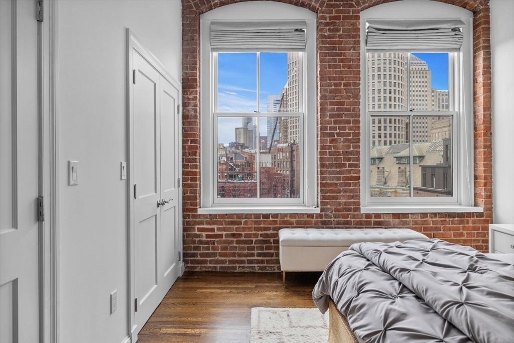 2 bed, 2 bath apartment for rent at 6 Edgerly Pl Unit 401, Back Bay — photo 13 of 19