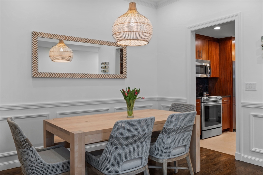 2 bed, 2 bath apartment for rent at 6 Edgerly Pl Unit 401, Back Bay — photo 8 of 19