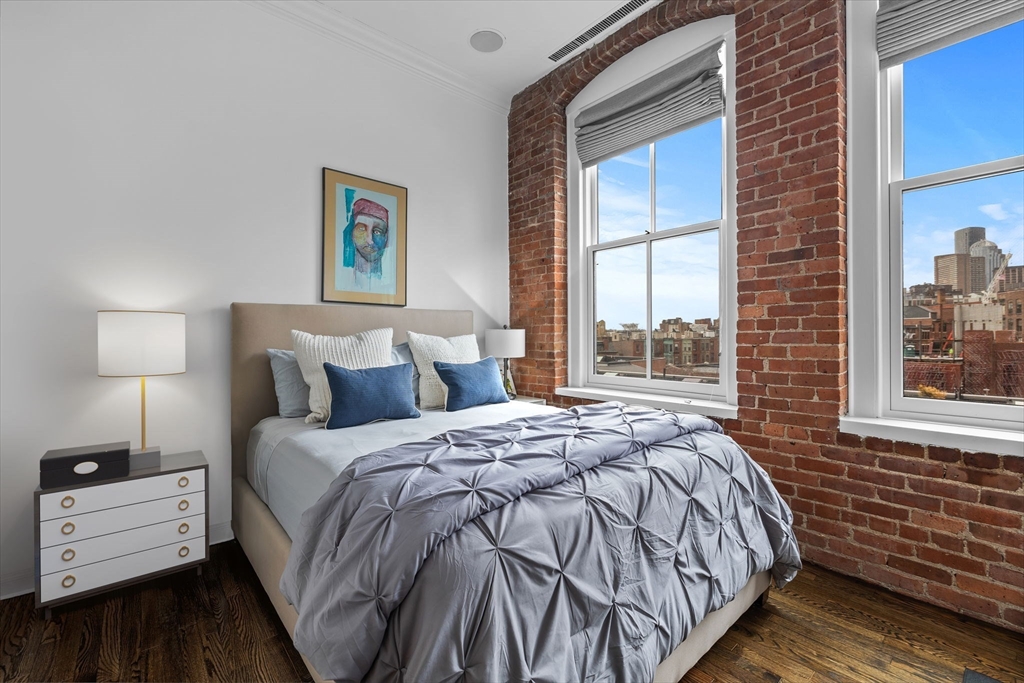 2 bed, 2 bath apartment for rent at 6 Edgerly Pl Unit 401, Back Bay — photo 16 of 19