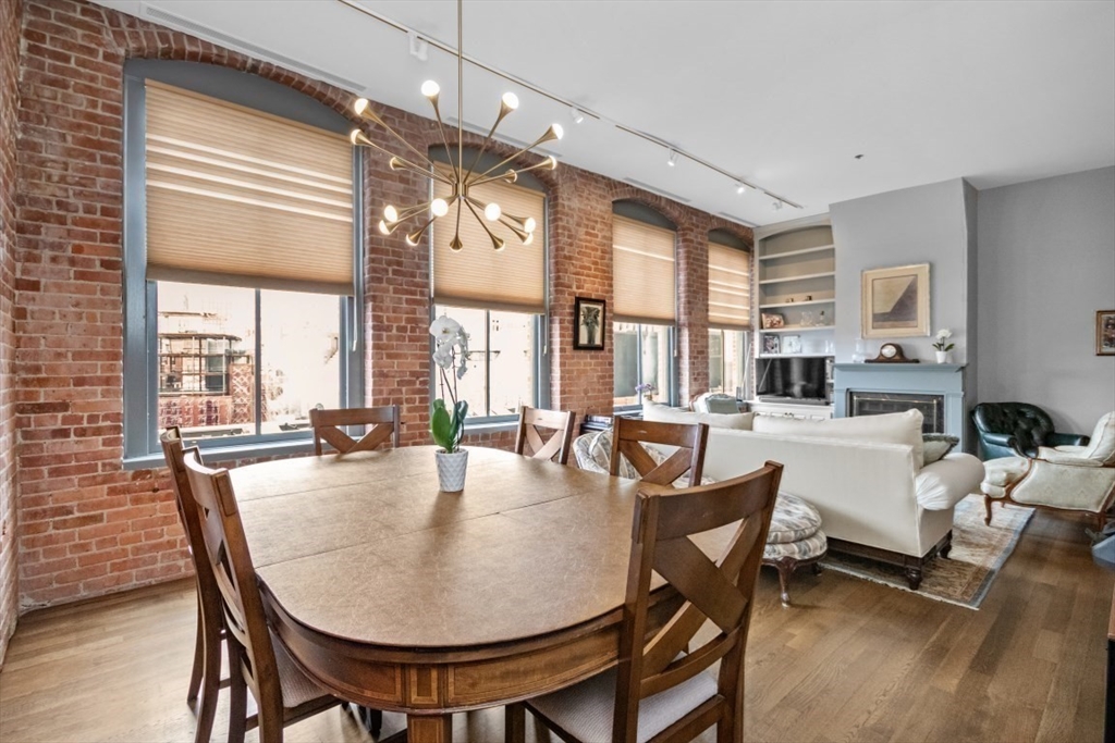 2 bed, 2 bath apartment for rent at 6 Edgerly Pl Unit 405, Back Bay — photo 9 of 17