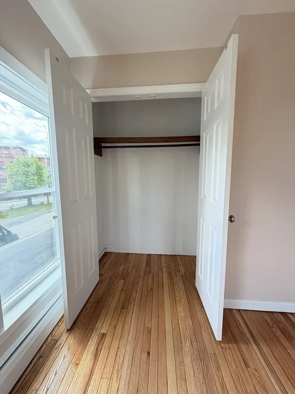 4 bed, 1 bath apartment for rent at 6 Edwards Pl Unit 2, Chelmsford — photo 27 of 40