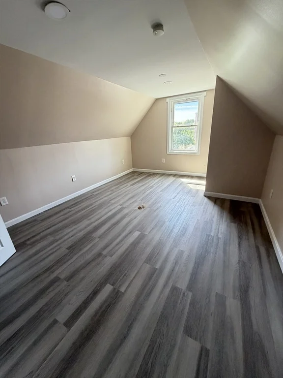 4 bed, 1 bath apartment for rent at 6 Edwards Pl Unit 2, Chelmsford — photo 23 of 40