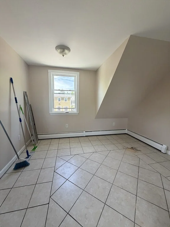 4 bed, 1 bath apartment for rent at 6 Edwards Pl Unit 2, Chelmsford — photo 4 of 40