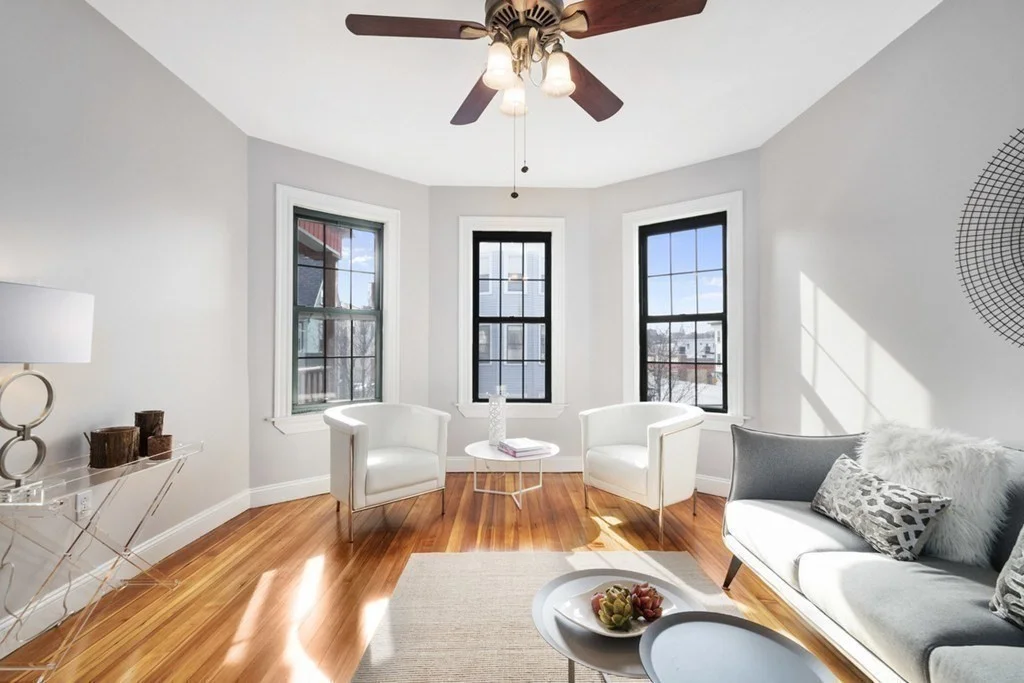 3 bed, 2 bath apartment for rent at 6 Elton St Unit 2, Dorchester — photo 4 of 10