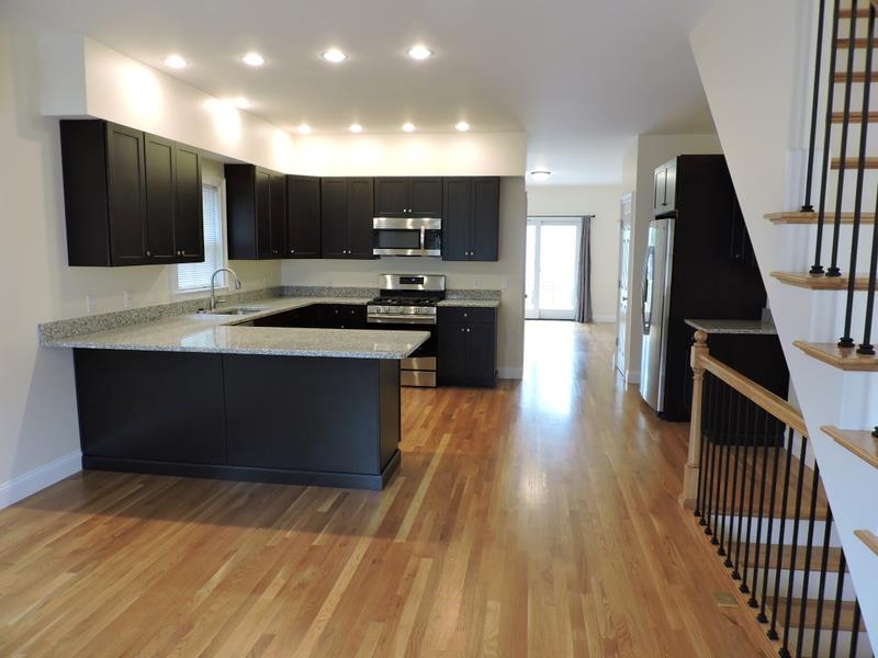 3 bed, 3.5 bath apartment for rent at 6 Emmons Pl Unit 1, Mid-Cambridge — photo 2 of 21