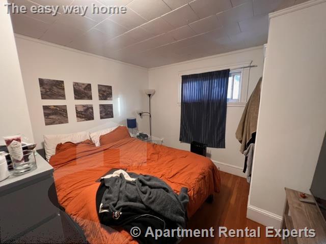 3 bed, 1 bath apartment for rent at 6 Endicott Ave Unit 2nd Floor, Teele Square — photo 8 of 9