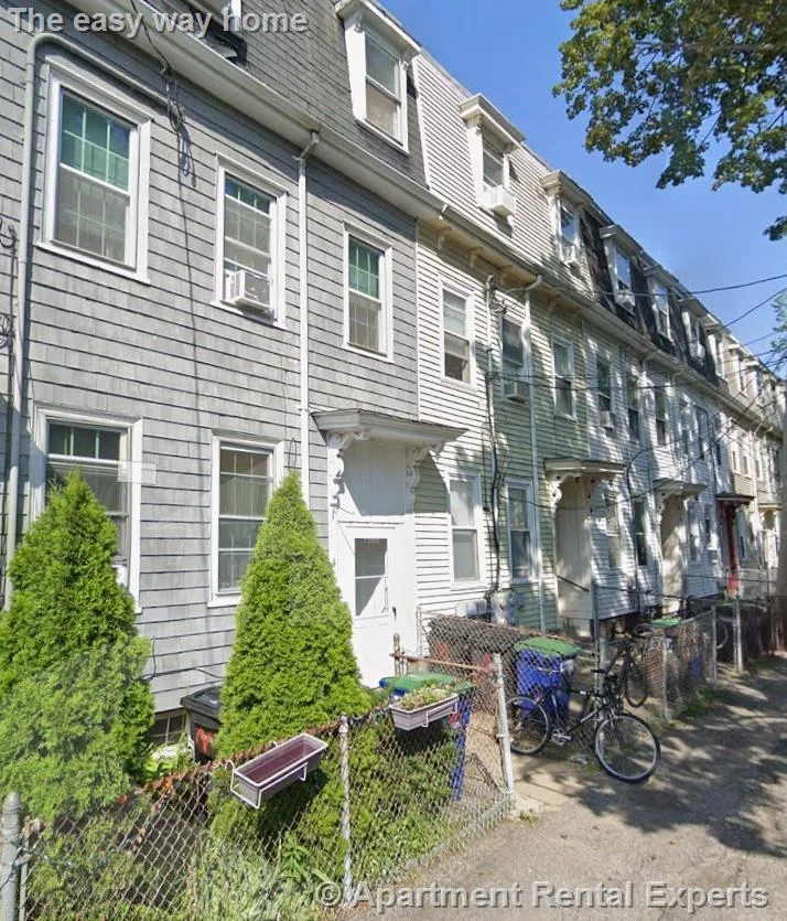 1 bed, 1 bath apartment for rent at 6 Evergreen Sq Unit 3, Porter Square — photo 13 of 13