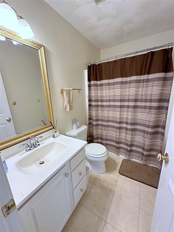 5 bed, 3.5 bath apartment for rent at 6 Farmers Circle Unit 1, Arlington — photo 15 of 34
