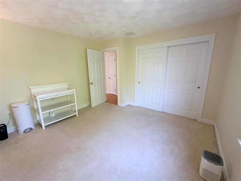 5 bed, 3.5 bath apartment for rent at 6 Farmers Circle Unit 1, Arlington — photo 17 of 34