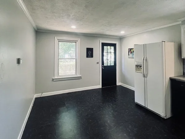 4 bed, 1 bath apartment for rent at 6 Fletcher St Unit 6, Ayer — photo 17 of 20