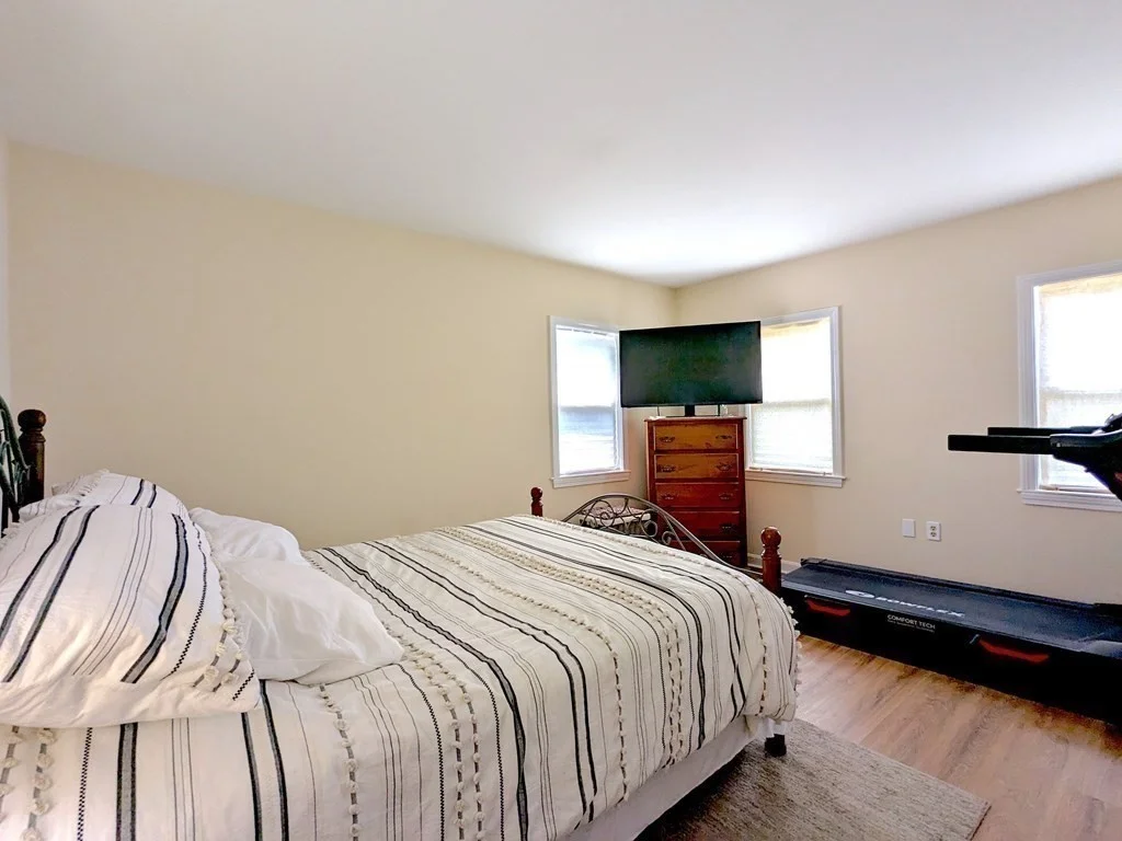2 bed, 1 bath apartment for rent at 6 Forestdale Rd Unit 1, Worcester — photo 11 of 26