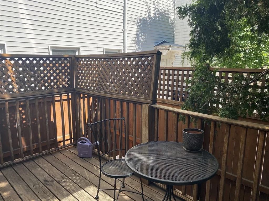 2 bed, 1 bath apartment for rent at 6 Fourth Street Pl Unit 1, East Cambridge — photo 20 of 23