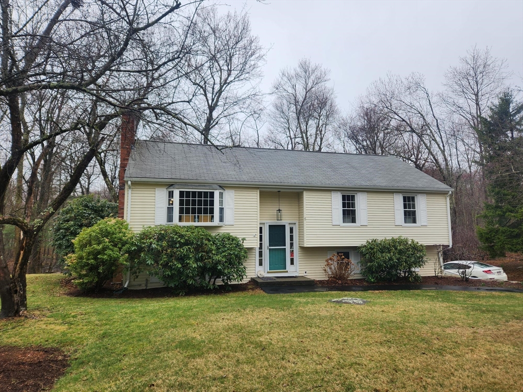 3 bed, 2 bath apartment for rent at 6 Fox Hill Rd, Ashland — photo 1 of 18