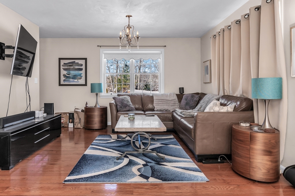3 bed, 2 bath apartment for rent at 6 Gedney Dr, Peabody — photo 3 of 35