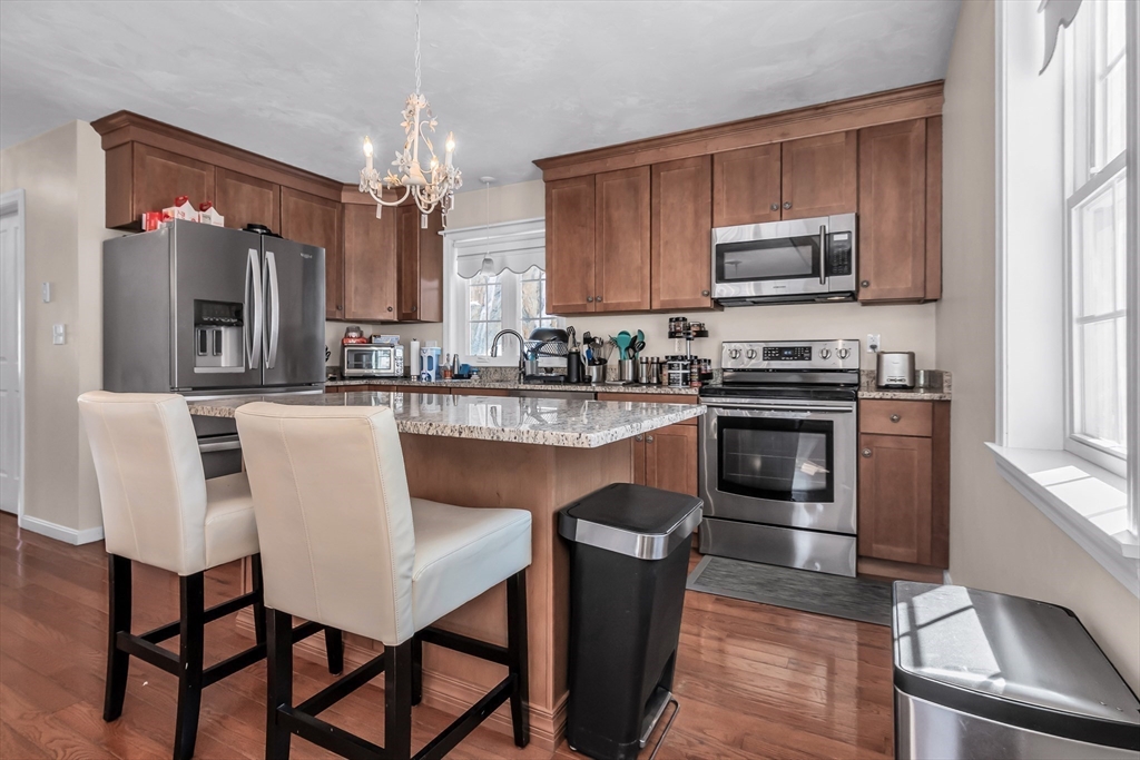 3 bed, 2 bath apartment for rent at 6 Gedney Dr, Peabody — photo 6 of 35