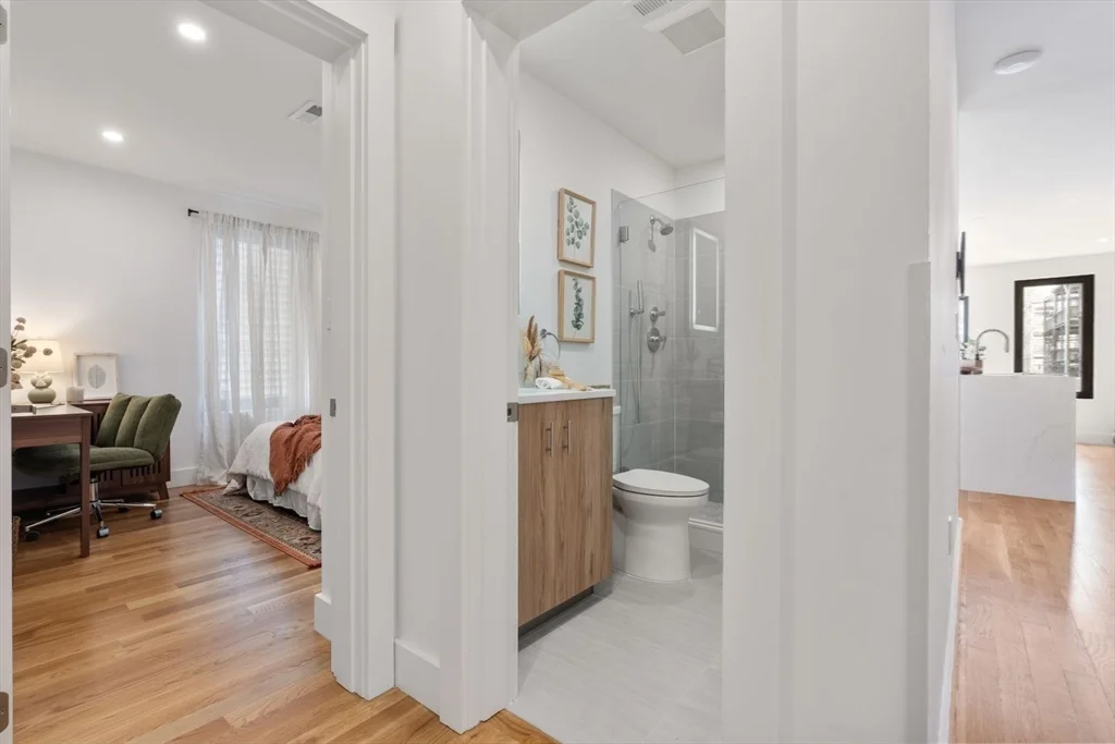 2 bed, 2 bath apartment for rent at 6 Gen Devine Way Unit 1, South Boston — photo 14 of 36