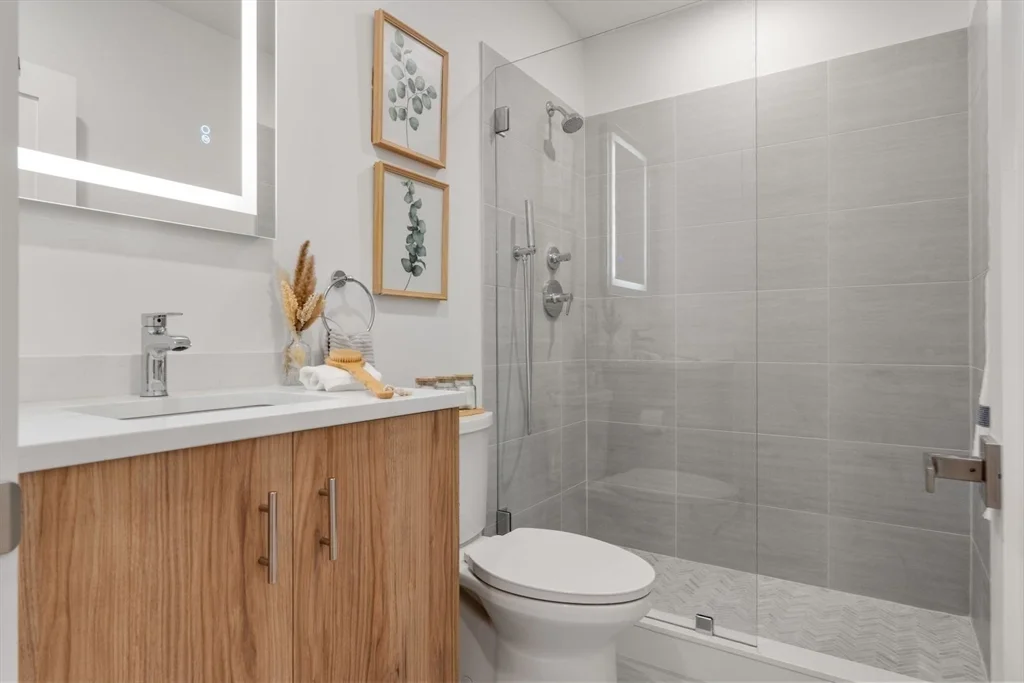 2 bed, 2 bath apartment for rent at 6 Gen Devine Way Unit 1, South Boston — photo 16 of 36