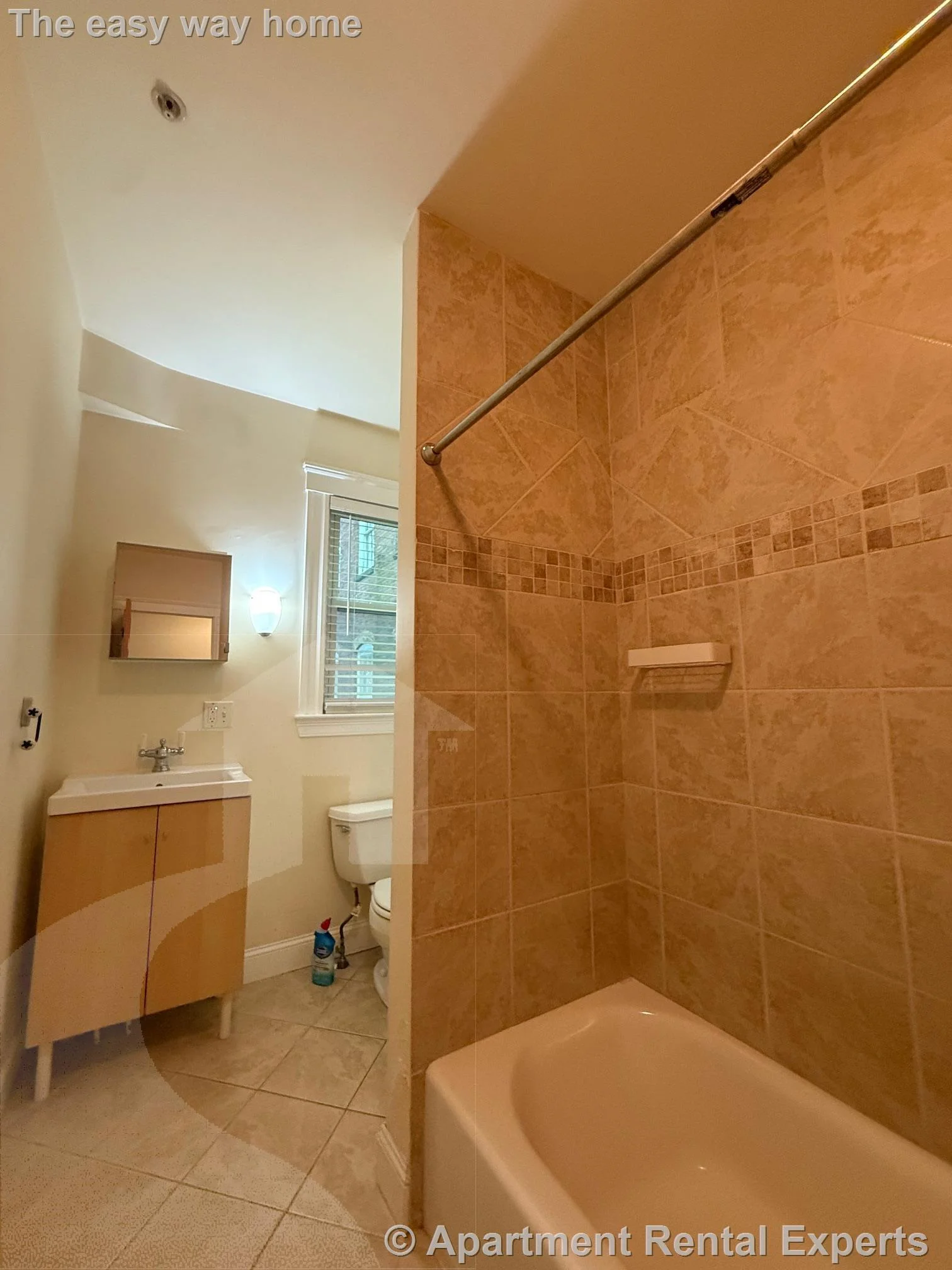 2 bed, 2 bath apartment for rent at 6 Giles Park Unit 1, Union Square — photo 10 of 18
