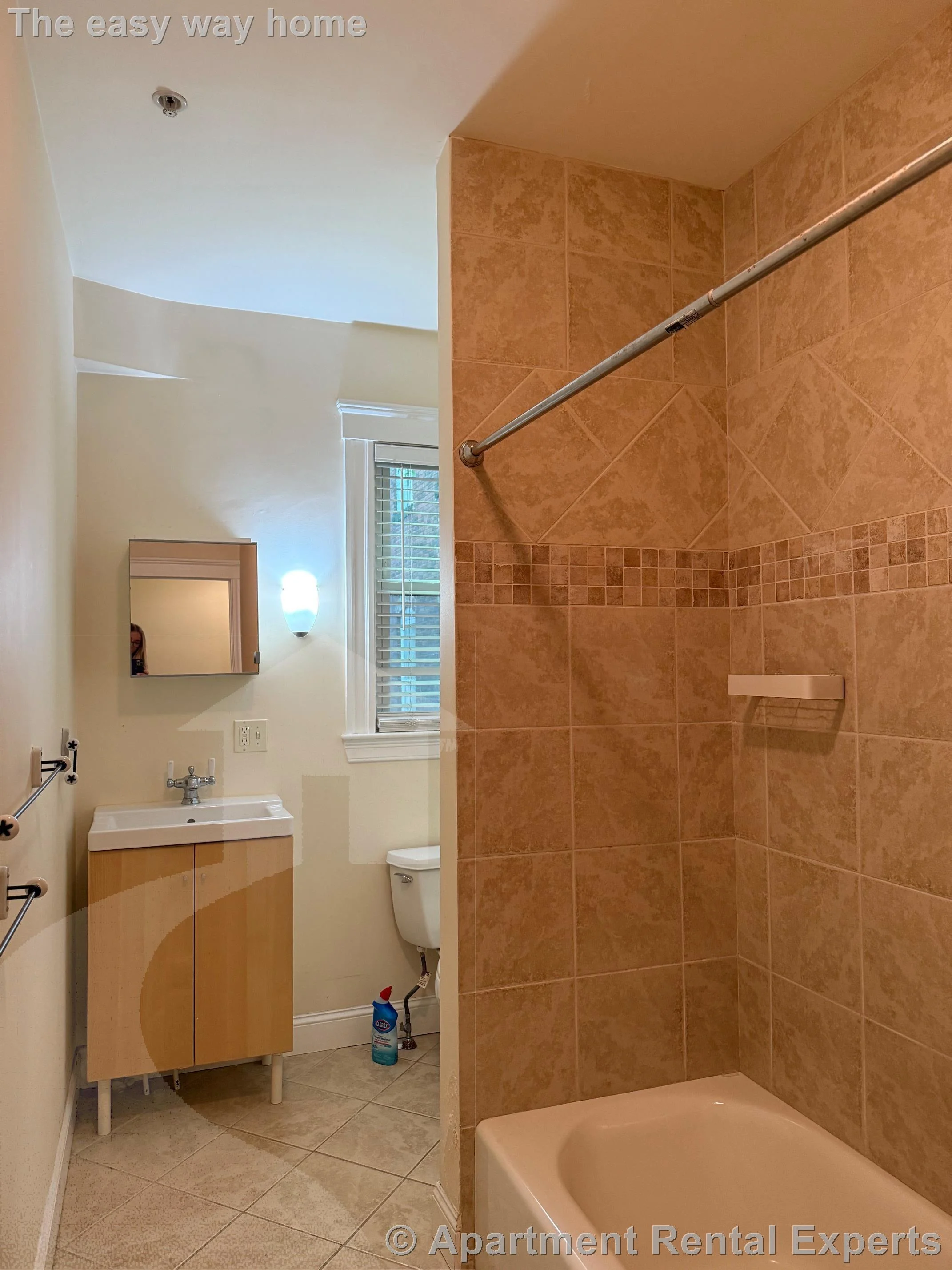 2 bed, 2 bath apartment for rent at 6 Giles Park Unit 1, Union Square — photo 8 of 18