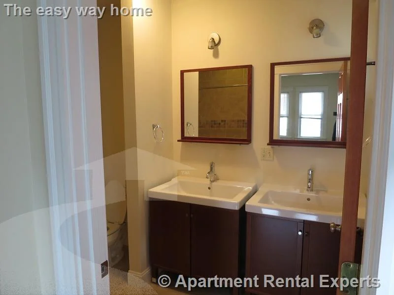2 bed, 2 bath apartment for rent at 6 Giles Park Unit 2, Union Square — photo 10 of 12