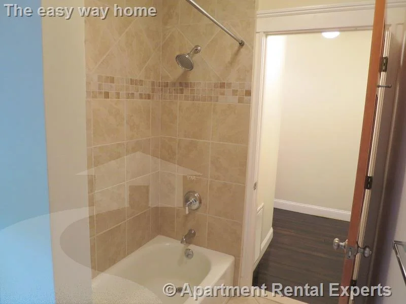 2 bed, 2 bath apartment for rent at 6 Giles Park Unit 2, Union Square — photo 8 of 12