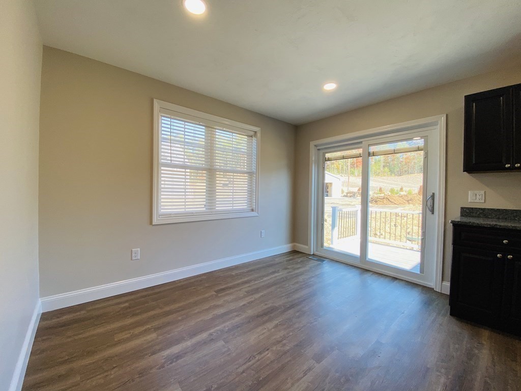 3 bed, 2 bath apartment for rent at 6 Glacier Path Unit 6, Middleboro — photo 6 of 20