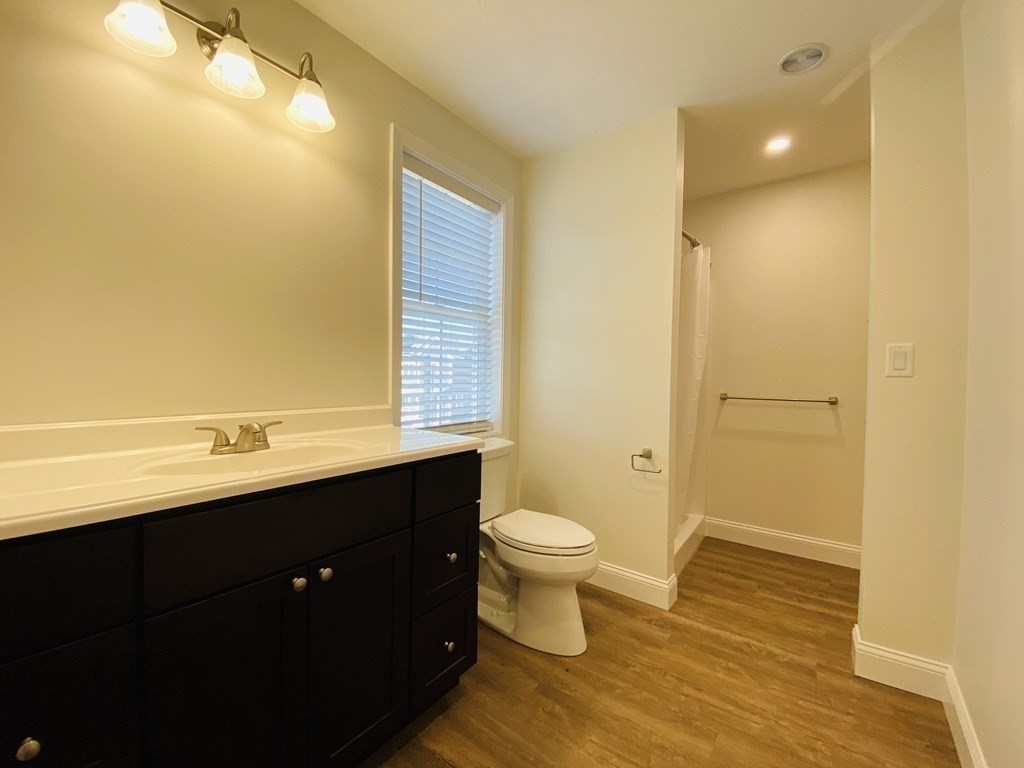 3 bed, 2 bath apartment for rent at 6 Glacier Path Unit 6, Middleboro — photo 17 of 20