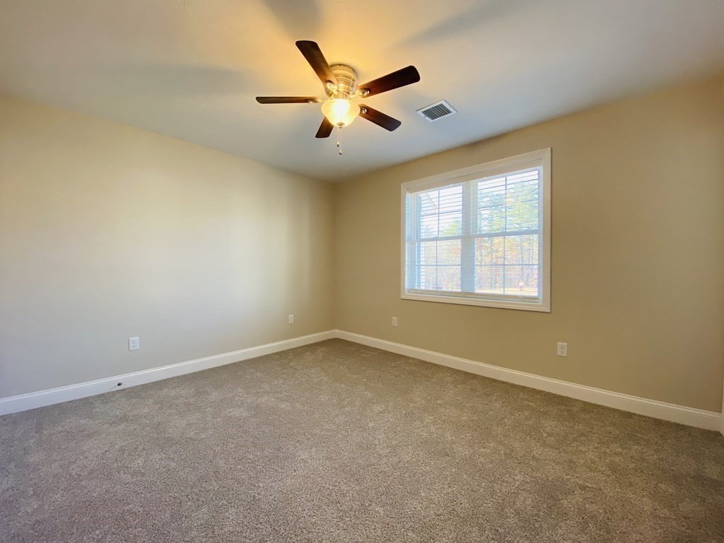 3 bed, 2 bath apartment for rent at 6 Glacier Path Unit 6, Middleboro — photo 15 of 20