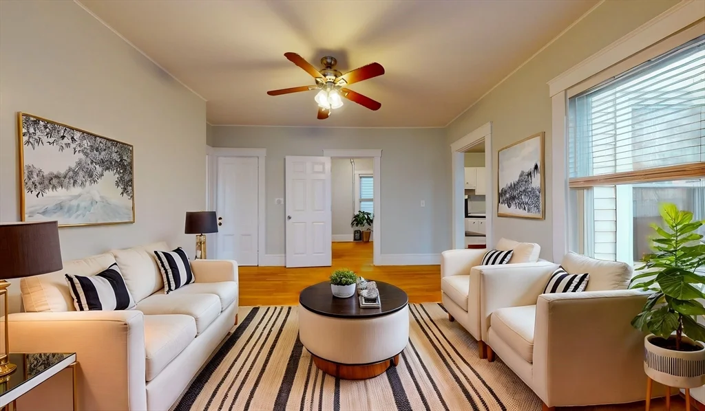 2 bed, 1 bath apartment for rent at 6 Gould Unit 1, Stoneham — photo 3 of 13